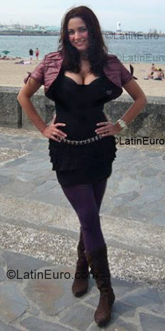 Date this lovely Brazil girl Paula from Joao Pessoa BR5181