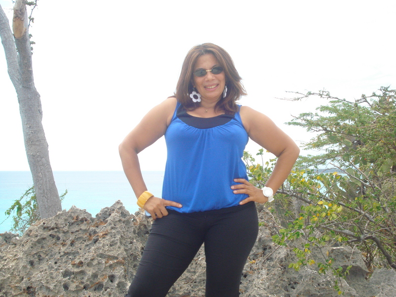Date this pretty Dominican Republic girl Mercedes from Barahona DO4063