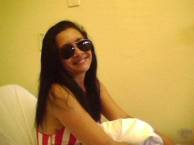 Date this pretty Brazil girl Motora from Santana BR2918