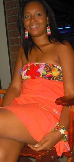 Date this tall Colombia girl Yuliet from Medellin CO4031