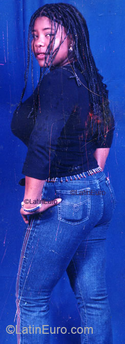 Date this happy Honduras girl Daniela from Trujillo HN210