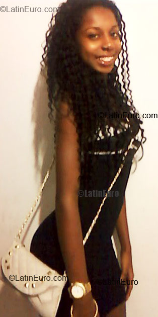 Date this hot Brazil girl Izabela from Rio de Janeiro BR4778