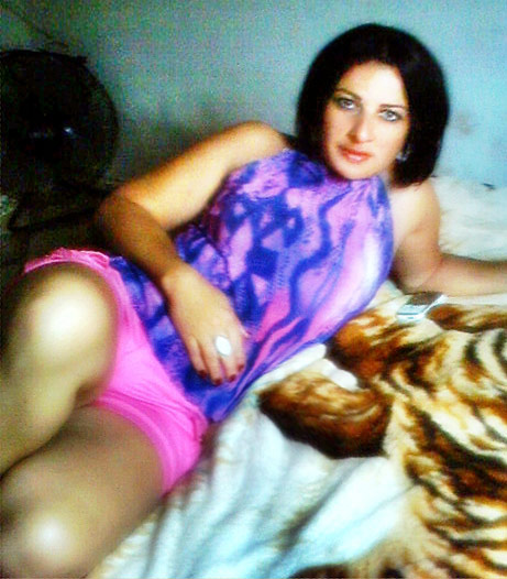 Date this voluptuous Brazil girl Simone from Paranavai BR3070