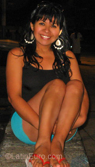 Date this lovely Peru girl Diana from Lima PE278