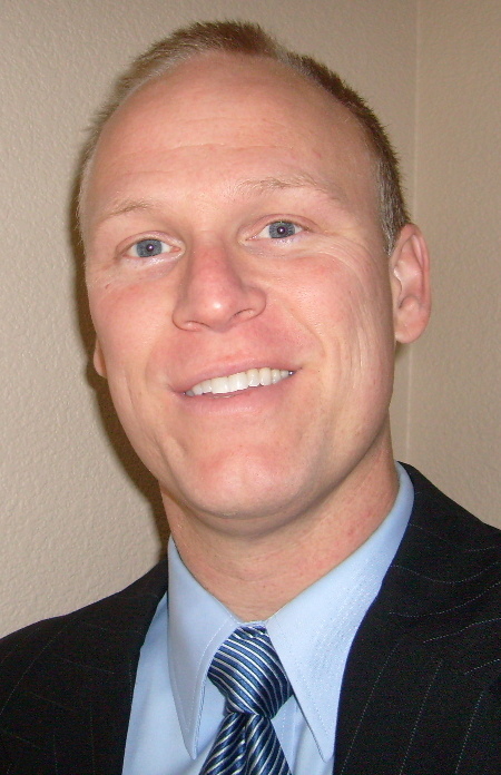 Date this nice looking United States man Smith from Modesto US6162