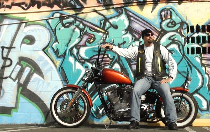 Date this tall United States man Michael from Honolulu US6180