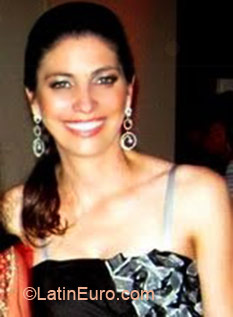Date this stunning Brazil girl Indi from Curitiba BR5914