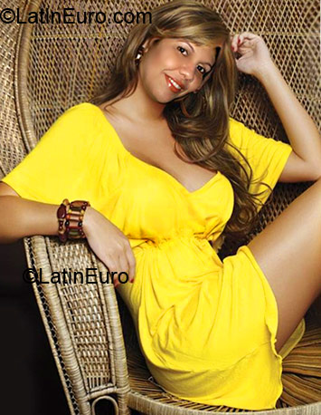 Date this happy Brazil girl Joelita from Cruzeiro Do Sul BR3923
