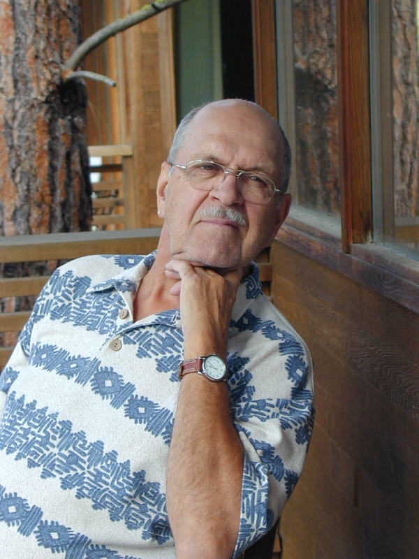 Date this delightful United States man Henry from Bellingham US6242