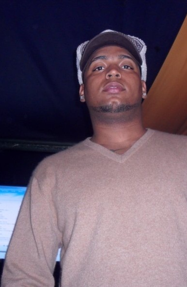 Date this foxy United States man El_palomo from Bronx US6251