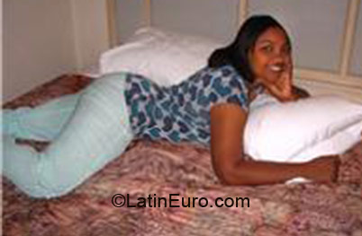 Date this attractive Dominican Republic girl Luz Mercedes from Punta Cana DO4443