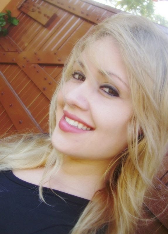 Date this cute Brazil girl Sophia-01 from Rio De Janeiro BR3912