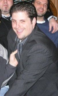 Date this lovely United States man TheProfessional from Chicago US6333