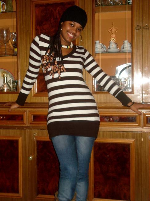 Date this tall United Kingdom girl Ladygirl123 from London GB369
