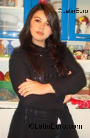 Date this sultry Brazil girl Andrea from Sao Paulo BR6285