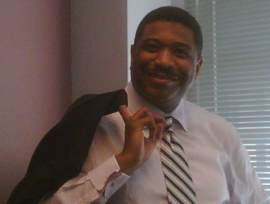 Date this tall United States man Trinicas from New York US6558