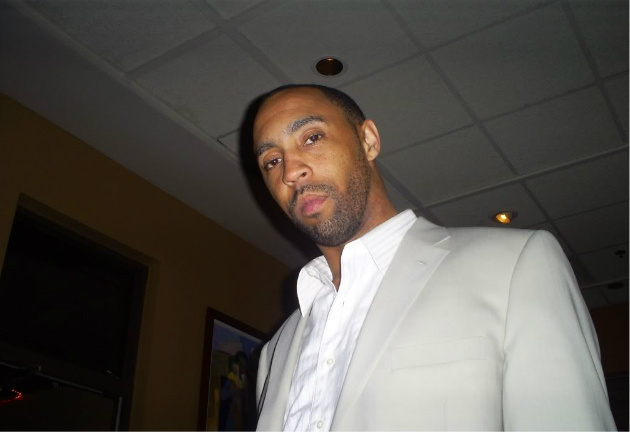 Date this nice looking United States man James from St Louis US6571