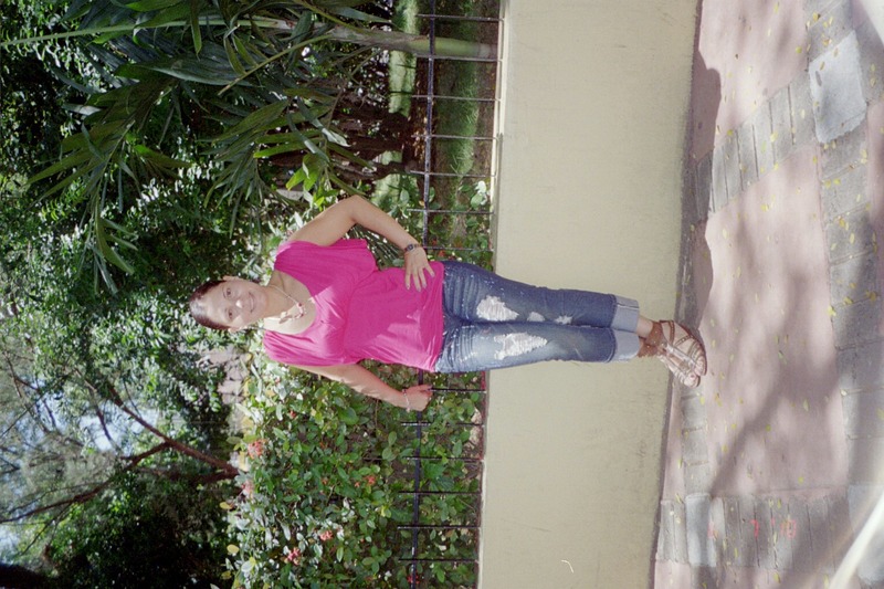 Date this stunning Dominican Republic girl Jackeline from Santo Domingo DO4698