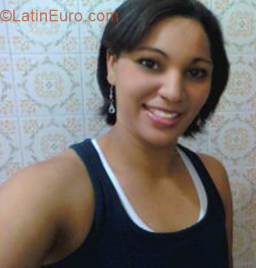 Date this stunning Brazil girl Andrea from Sao Paulo BR3425