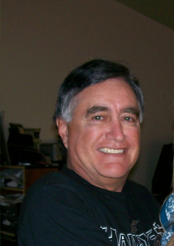 Date this athletic United States man Michael from Huntington Beach US7138