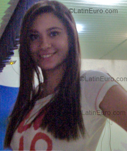 Date this funny Brazil girl Leticia from Fortaleza BR3473