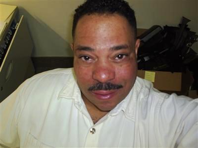 Date this tall United States man E-313 from Detroit US7166