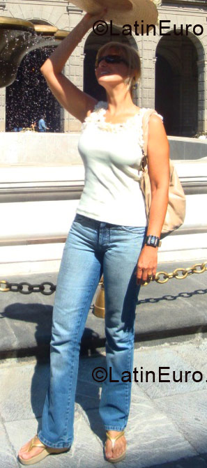 Date this tall Brazil girl Christina from Rio De Janeiro BR3487