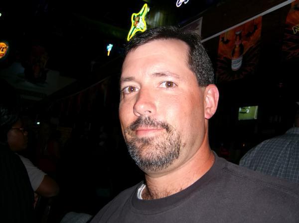 Date this attractive United States man Meetraymond from New York US7295