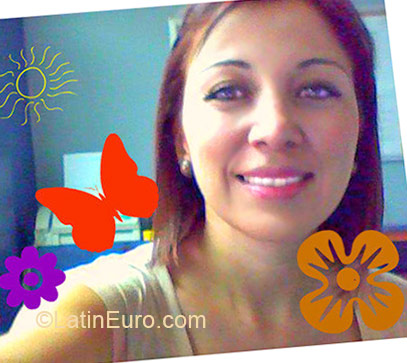 Date this hard body Colombia girl Carolina from Pereira CO4996