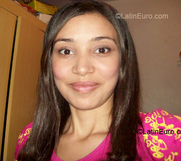 Date this fun Brazil girl Eli from Sao Paulo BR3601