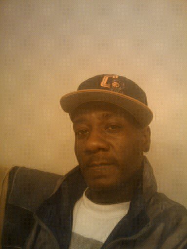 Date this sultry United States man Henry from North Charleston US7436