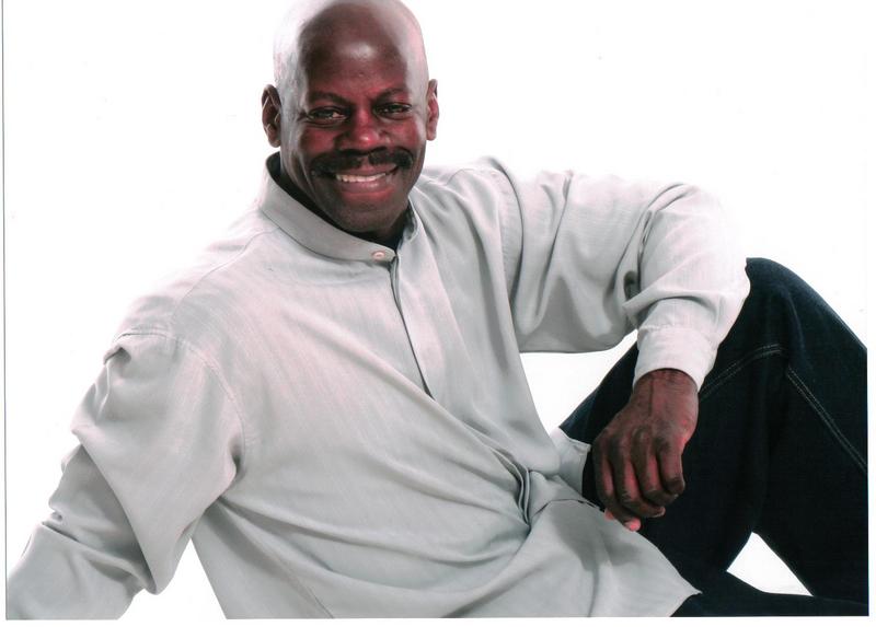 Date this beautiful United States man Sidney from stockbridge US7570