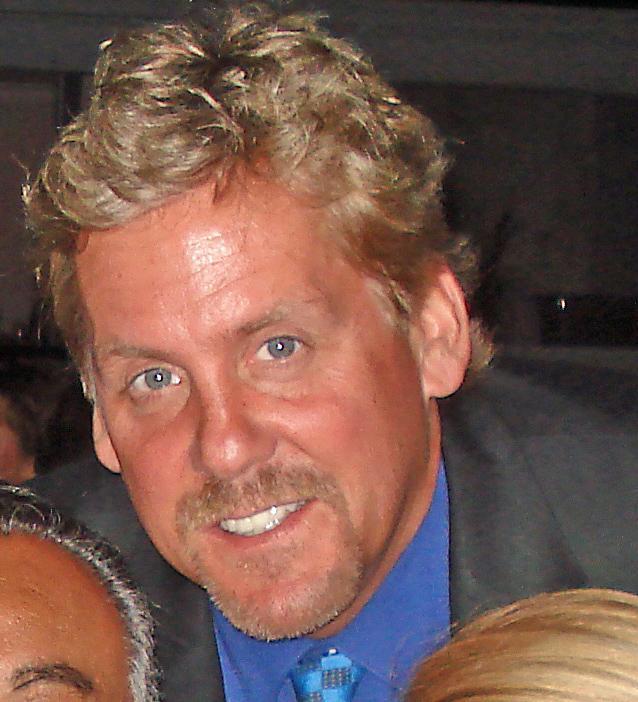 Date this good-looking United States man Funone from New York US7596