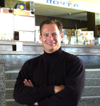 happy United States man James from Dallas US7637