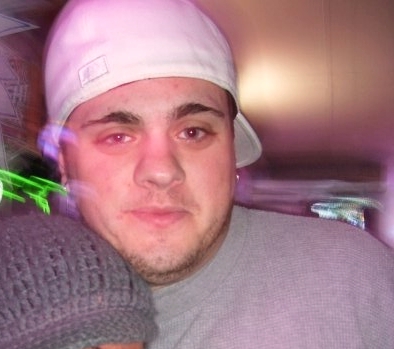 Date this pretty United States man 20sumtindude from Boston US7656