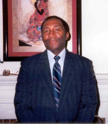 Date this happy United States man Ronald from Charlotte US7670