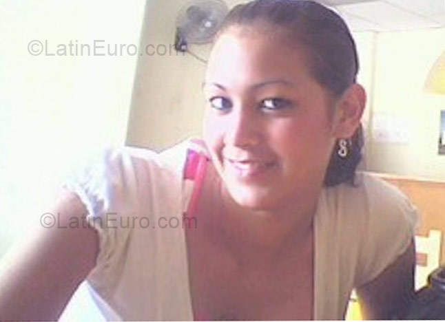 Date this hot Ecuador girl Gaby from Guayaquil EC36
