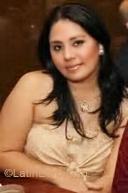 Date this sensual Honduras girl Conny from San Pedro Sula HN233