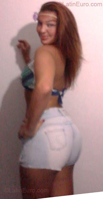Date this gorgeous Brazil girl Mailda from Rio De Janeiro BR3796