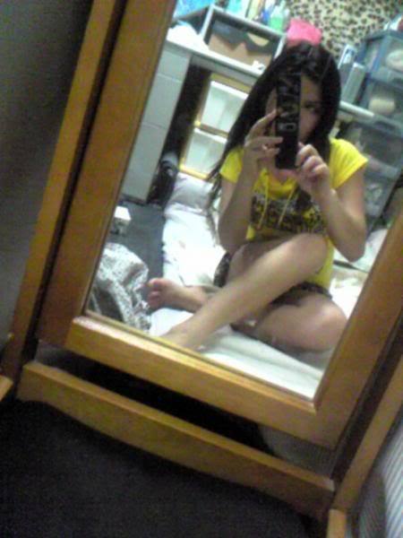 Date this exotic Philippines girl Jenny from Davao City PH318