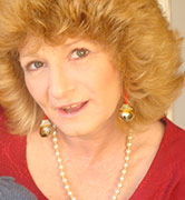 Date this attractive United States girl Sher from Surprise US7939