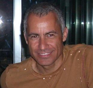 Date this sultry United States man Roberto123 from Hawthorne US8039