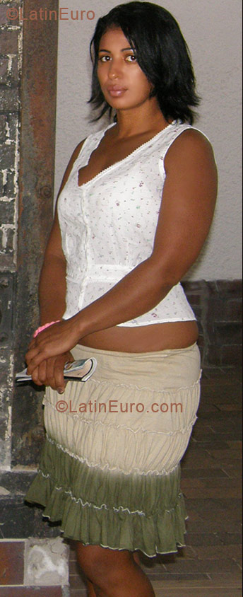 Date this pretty Brazil girl Kristina from Nilopolis BR3974