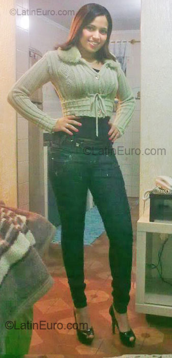 Date this sensual Brazil girl Francieli from Sao Bernardo Do Campo BR4049