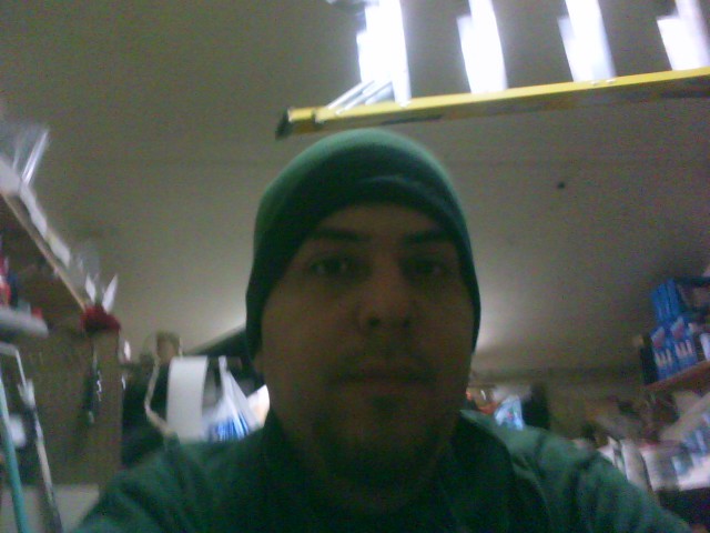 Date this georgeous United States man Fernando from Woodland US8309