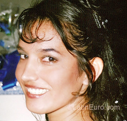 Date this happy Brazil girl Nazira from Cruzeiro Do Sul BR4173