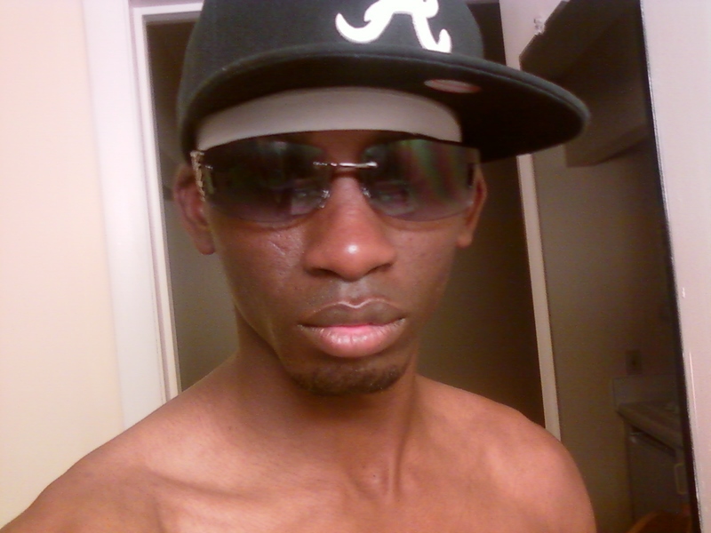 Date this sensual United States man James from Atlanta US8404