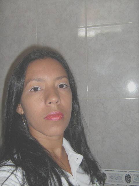 Date this happy Venezuela girl Jessica from Calabozo VE43