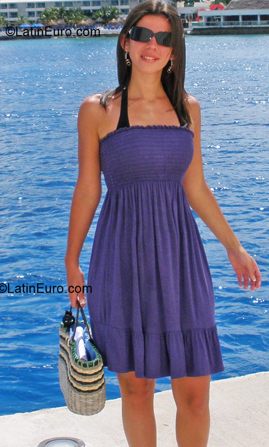 Date this athletic Peru girl Daniella from Lima PE1078