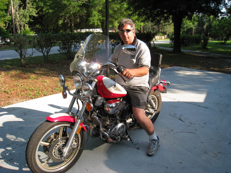 Date this funny United States man Kowl2 from Land O Lakes US8581